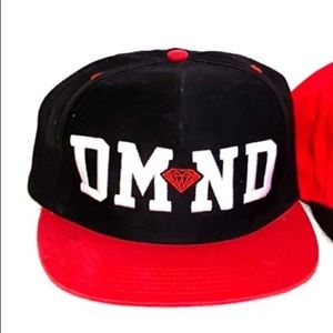 Men’s DIAMOND SUPPLY CO. SnapBack - lightly worn